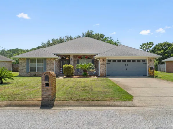 2035 Alfred Blvd, Navarre, FL 32566