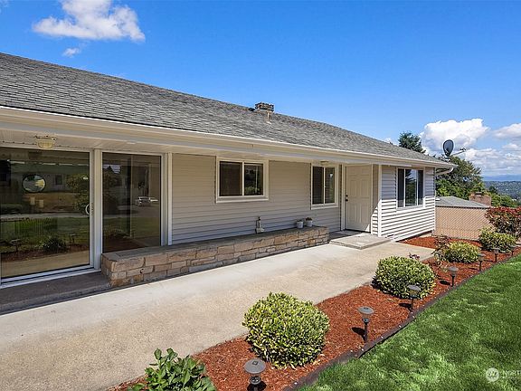 2nd image of 4654 S 168th St