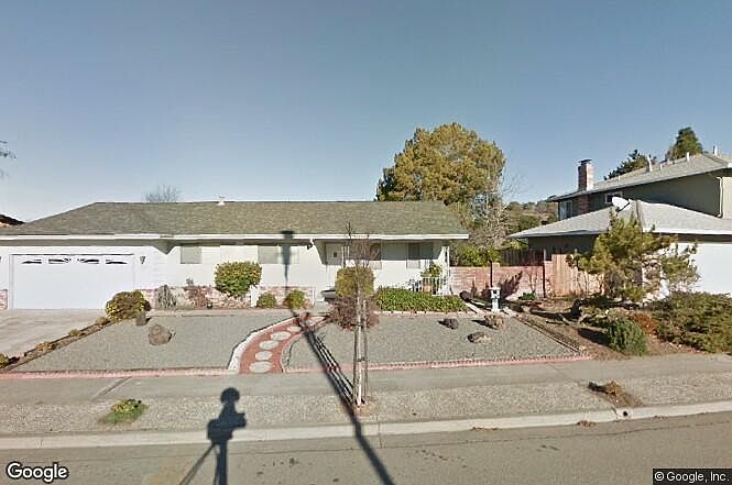 1st image of 3844 Oakes Dr