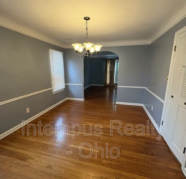 3882 Faversham Rd — Photo 4