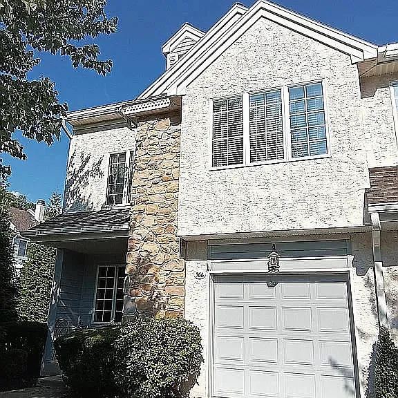 366 Bristol Cir — Photo 1