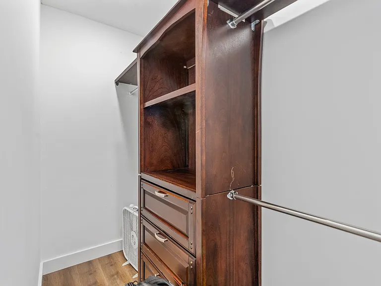 803 Matthews Dr — Photo 24