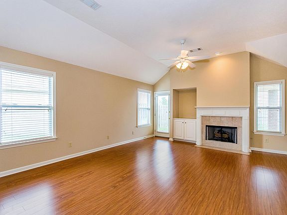 4th image of 8824 Ashland Park Pl