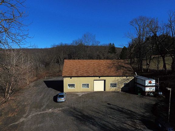 5th image of 538 Route 22
