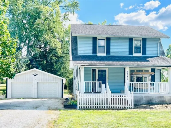 6780 Georgetown St NE, East Canton, OH 44730