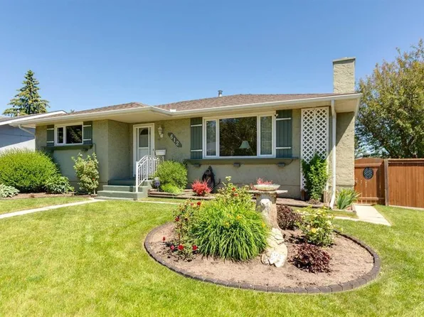 612 W Cantrell Pl SW, Calgary, AB T2W 2E5