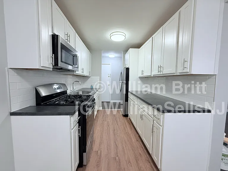 73-83 Western Ave #1 — Photo 1