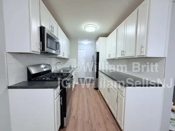 73-83 Western Ave #1, Jersey City, NJ 07307