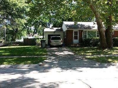 800 N 68th St, Lincoln, NE, 68505