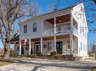 526 Eatherton Rd, Chesterfield, MO 63005