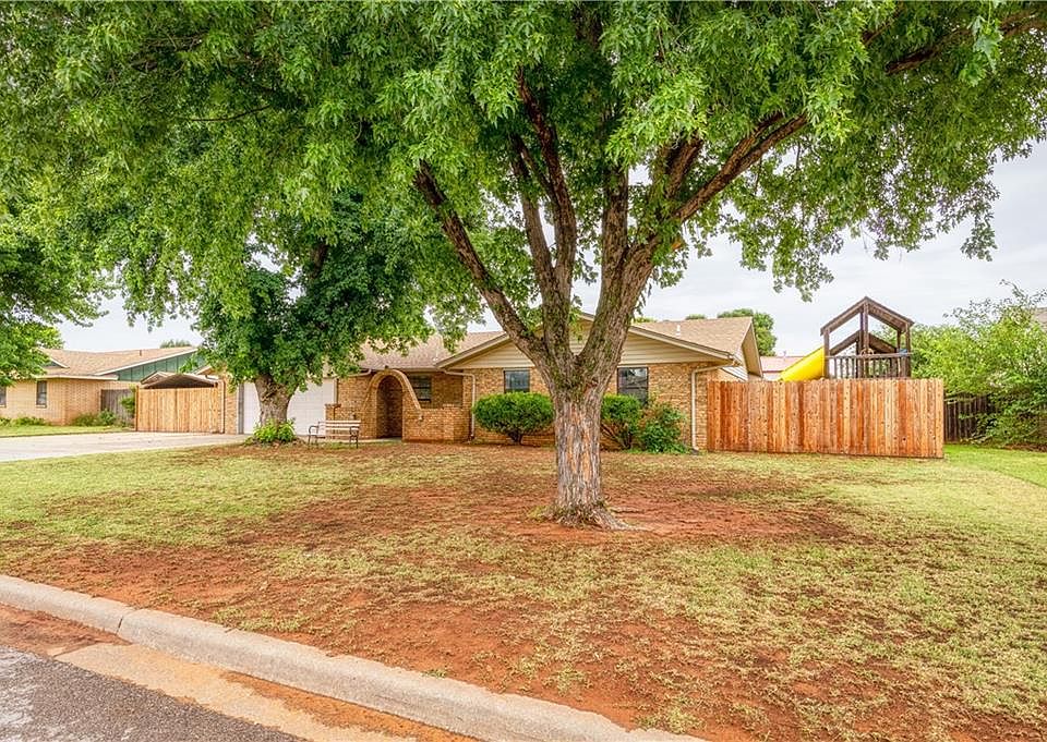 1st image of 1002 Lera Ln