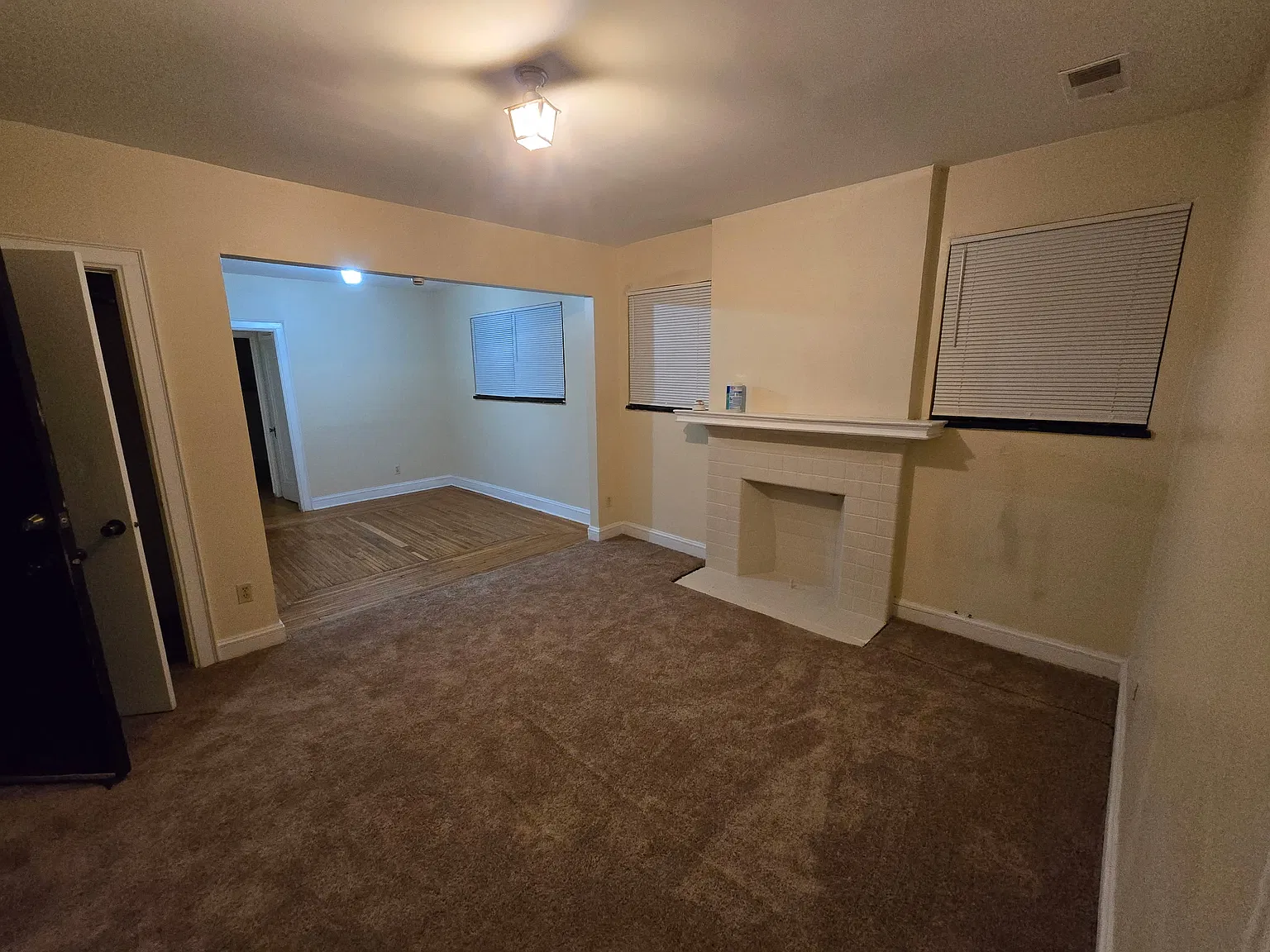 2 bed, 1000 sqft, $1,000 — Photo 3