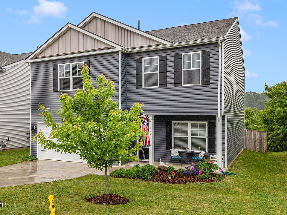 1st image of 498 Brinkleys Way
