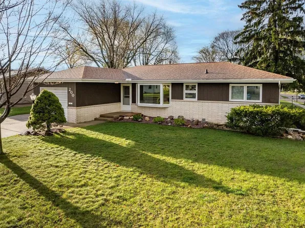 200 East Minnehaha Avenue, Portage, WI 53901