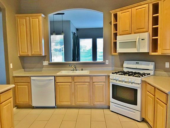 Beautiful kitchen with maple cabinets