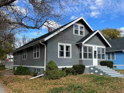 402 13th St, Gothenburg, NE, 69138