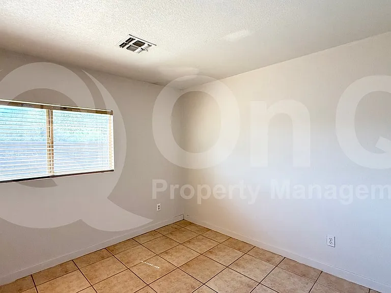 11210 E Quarry Ave — Photo 15
