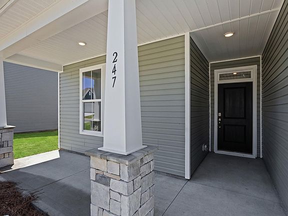 3rd image of 247 Pretoria Dr Lot 76