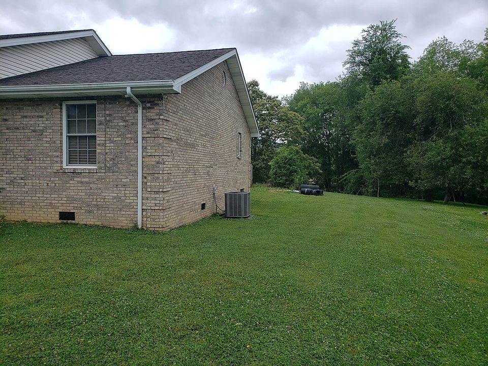 2nd image of 500 S 35th St