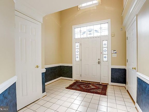 4th image of 2459 Fox Stream Ln