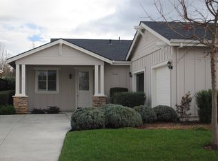 9439 Oak Trail Cir, Santa Rosa, CA 95409