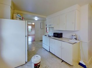 58 Shumway St, Amherst, MA 01002