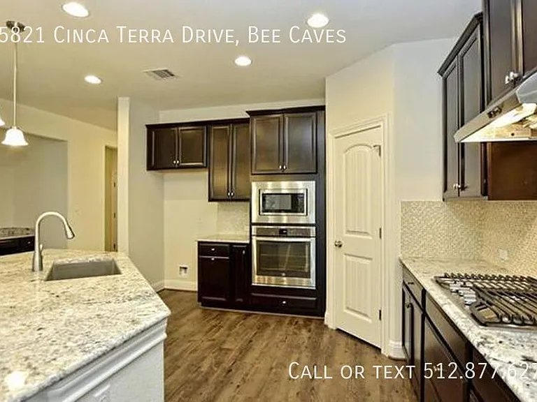 15821 Cinca Terra Dr — Photo 5