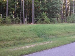 15145 N Shore Pl, Smithfield, VA 23430