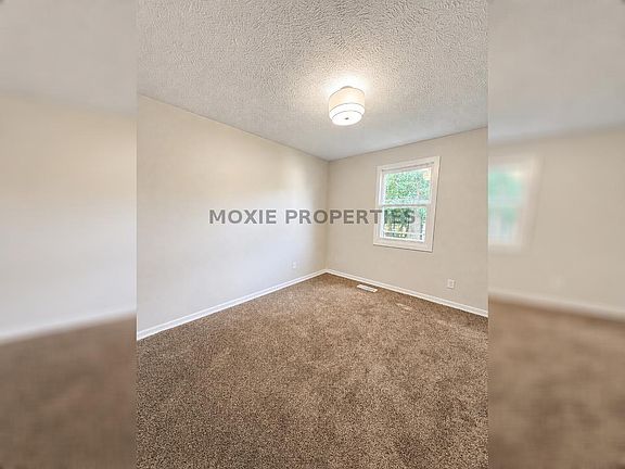 5th image of 2305 Baton Rouge Dr