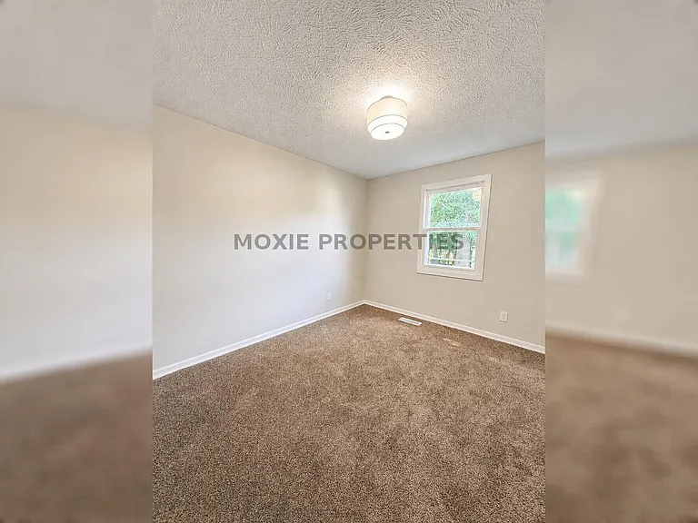 2305 Baton Rouge Dr — Photo 5