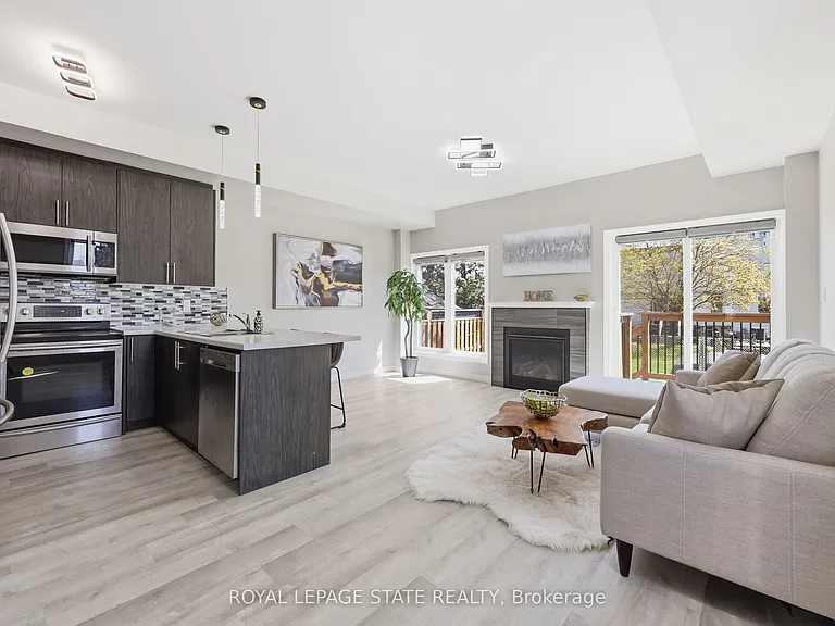 37 Delena Ave S — Photo 8