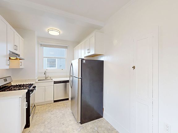 2nd image of 1296 Grove St #406