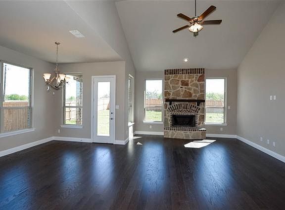 4th image of 5106 Melia Dr