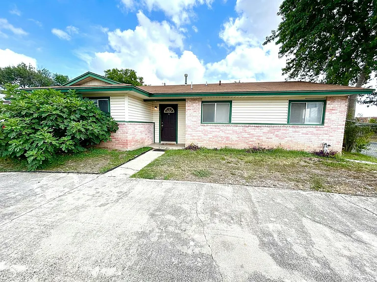 4631 Argonne Dr #4 — Photo 15