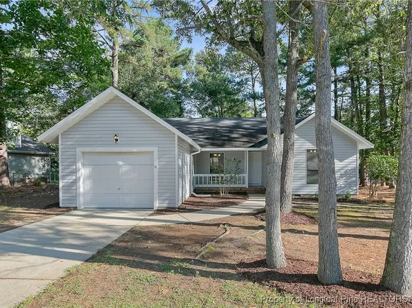 7100 Old Castle Dr, Fayetteville, NC 28314