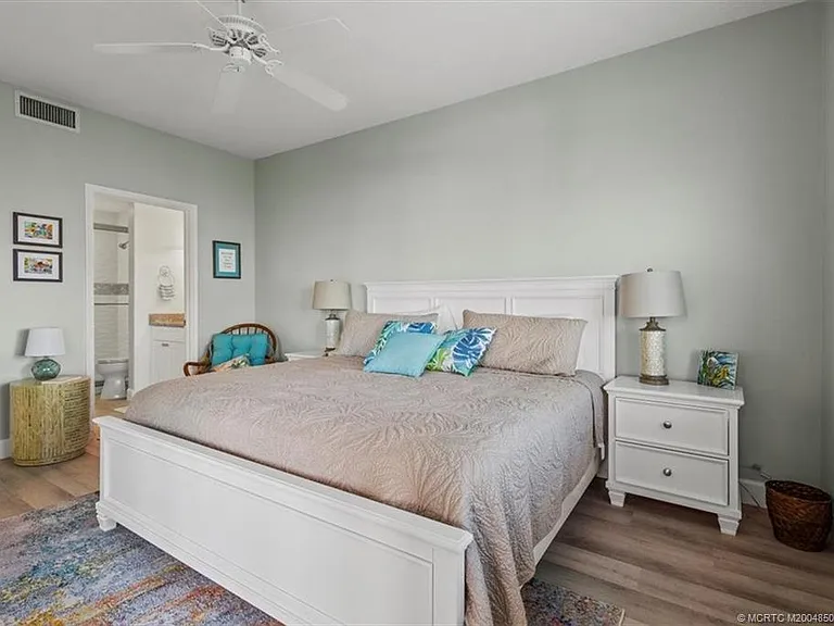 6082 SE Landing Way #7 — Photo 22