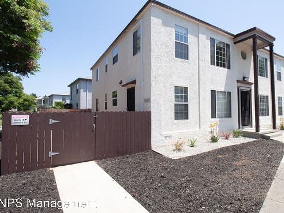2nd image of 404 E Freeland St #2