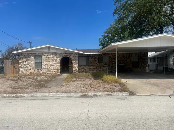 407 Pierce St, Del Rio, TX 78840