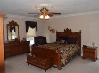 1601 Innsbrooke Dr, Salem, VA 24153