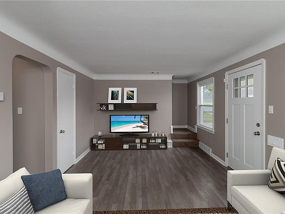 5th image of 4405 W 50th St