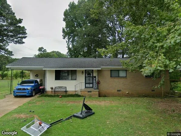 408 Woodland Dr, New Albany, MS 38652