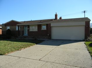 38157 Richland St, Livonia, MI 48150