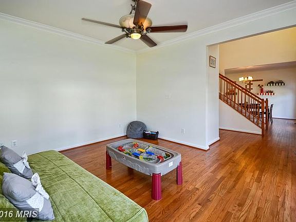 4th image of 9549 Ballagan Ct