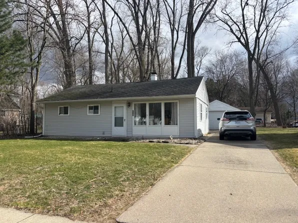 712 E Saint Andrews Rd, Midland, MI 48642