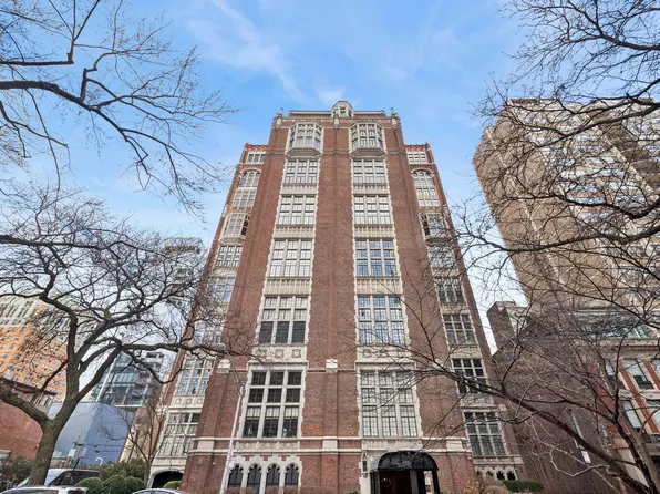 20 E Cedar St APT 8A, Chicago, IL 60611
