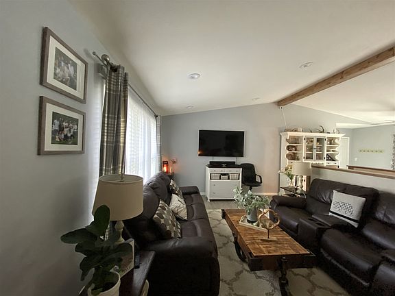 3rd image of 15910 Isaac Dr