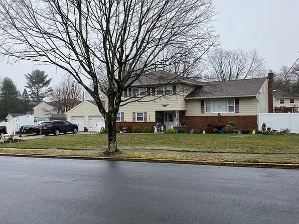 732 Paramount Way, Brick, NJ 08724
