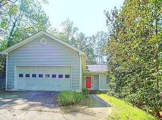 3216 Sweetbriar Dr, Villa Rica, GA 30180