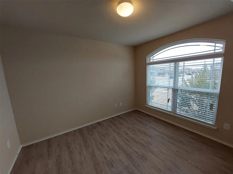 1556 Birmingham Dr — Photo 6