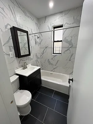 Rented by Gugenheim Realty LLC | media 8